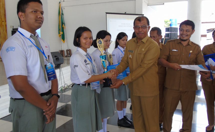 Lomba Pembuatan Resensi Buku Berbasis Koleksi Perpustakaan