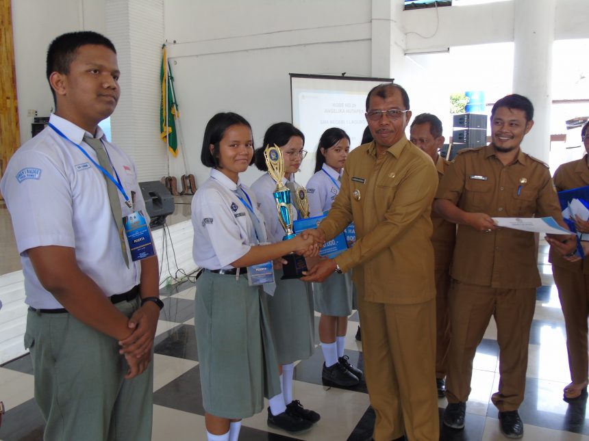 Lomba Pembuatan Resensi Buku Berbasis Koleksi Perpustakaan
