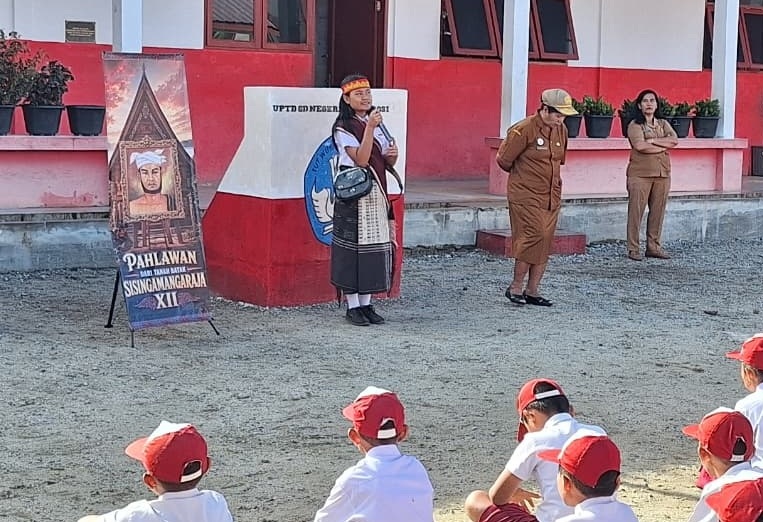 Pembinaan Peserta Lomba Bertutur Tingkat Provinsi Sumatera Utara Pembinaan Peserta Lomba Bertutur Tingkat Provinsi Sumatera Utara