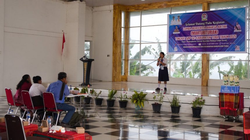Lomba Bercerita Bahasa Batak (Marturiturian) Tingkat SMP se-Kabupaten Toba Tahun 2025